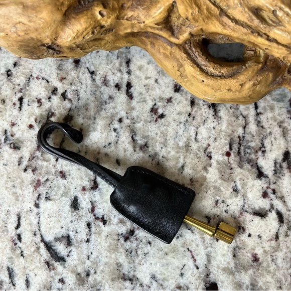 Fossil Hanging Fob - Picture 4 of 5